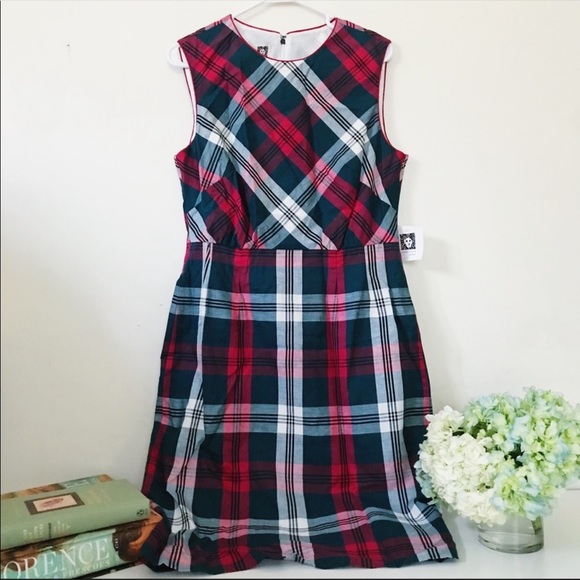 Dresses & Skirts - NWT Anne Klein Multi Checkered Green Red Dress